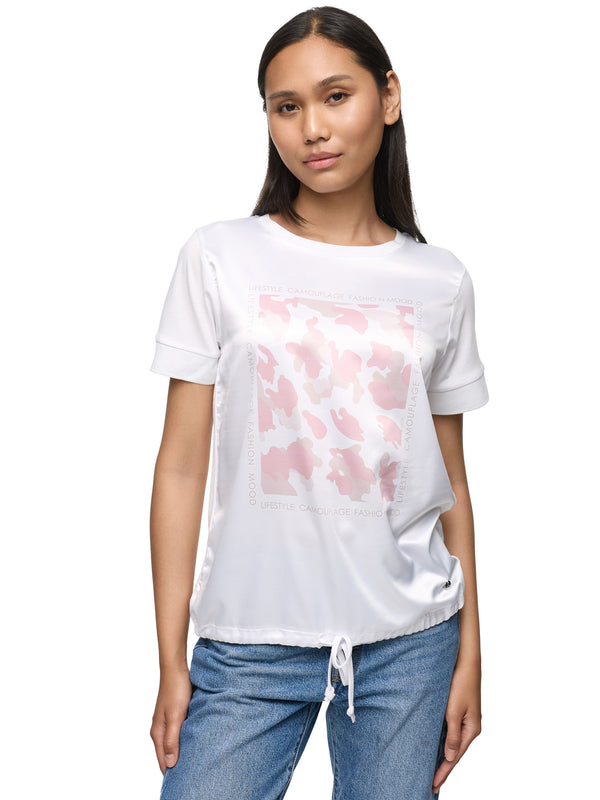 T-Shirt mit Camouflage Print und „Lifestyle Camouflage Fashion Mood“ Schriftzug