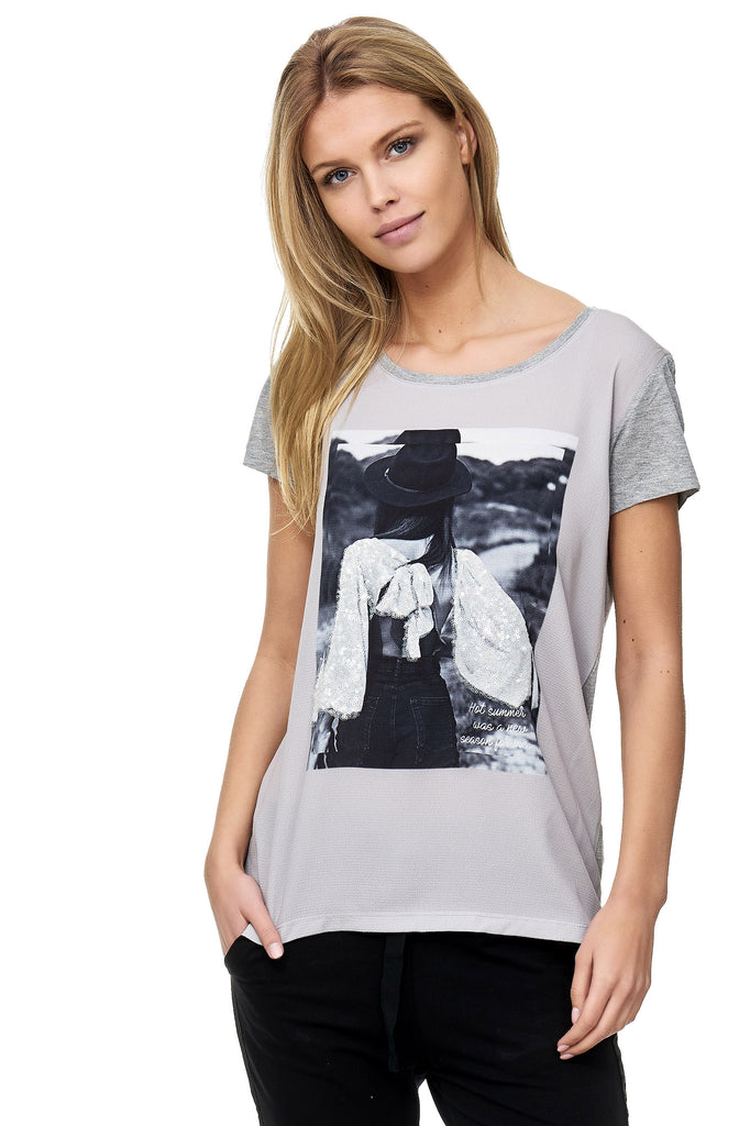 Decay T-Shirt mit coolem- Aufdruck und Pailletten. – Decay Modevertrieb  GmbH - Damenmode